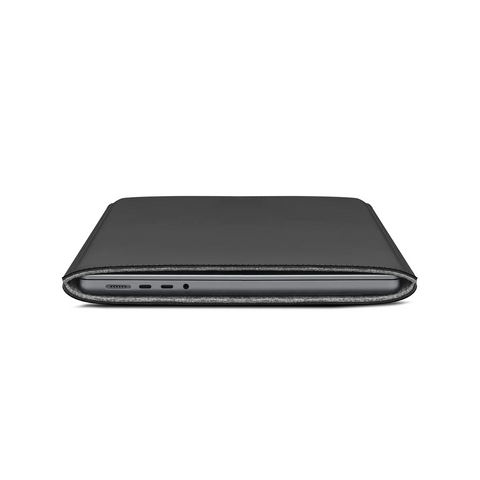 Matte PU Sleeve för MacBook Pro - Svart