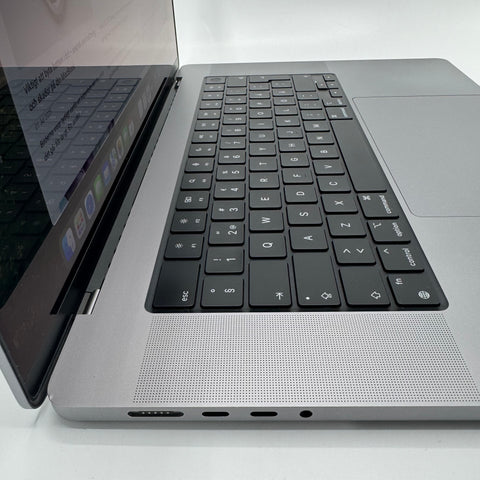 Begagnad - MacBook Pro MacBook Pro (16-inch, 2021) Begagnad Dator Begagnad MacBook Pro M1