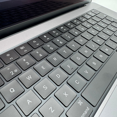 Begagnad - MacBook Pro MacBook Pro (16-inch, 2021) Begagnad Dator Begagnad MacBook Pro M1