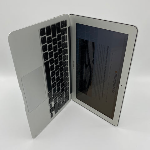 Begagnad - MacBook Air 11" (sent 2010) Begagnad Dator