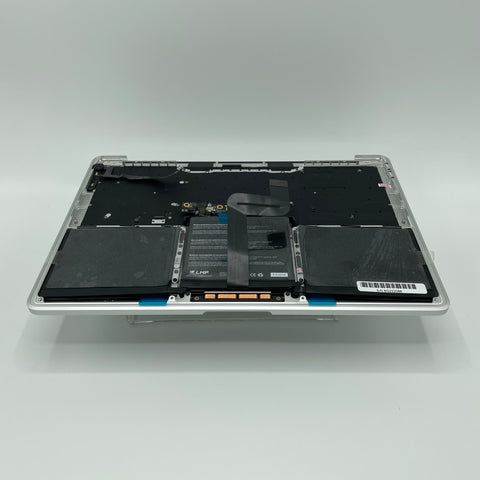 Byte av tangentbord och topcase Macbook Pro 2016-2020 inkl batteri Byte av tangentbord Macbook Pro 2016-2020 - Tröga tangenter