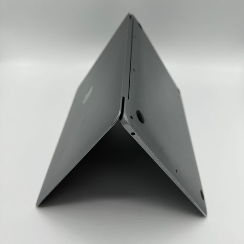 Begagnad - MacBook Air (13 tum, M1, 2020) Begagnad Dator Begagnad - MacBook Air (13 tum, 2017)- Macbook Air billigt