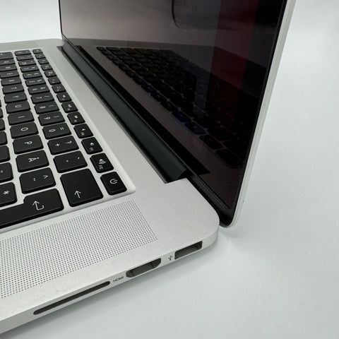 Begagnad - MacBook Pro 15" (mitten 2014)