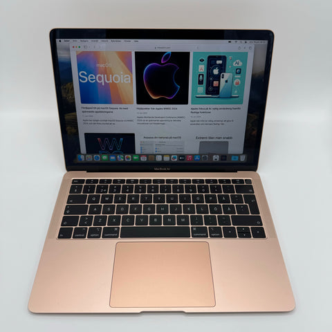 Apple MacBook Air 13 tum – Rose Gold