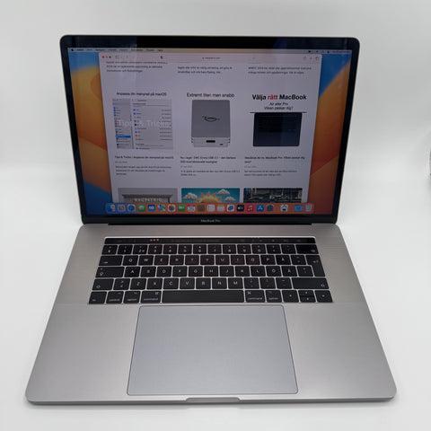 Begagnad MacBook Pro (15", 2017, rymdgrå)