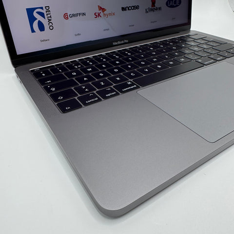 Begagnad - MacBook Pro (13-inch, 2016, Four Thunderbolt 3 Ports)