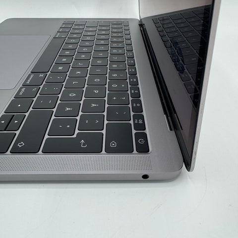 Begagnad - MacBook Pro (13-inch, 2016, Four Thunderbolt 3 Ports)