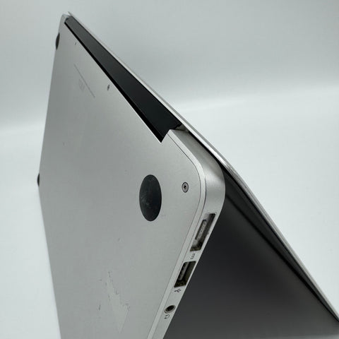 Begagnad - MacBook Air (13 tum, 2017)