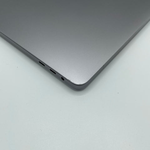 Begagnad - MacBook Pro (15-inch, 2017) Space gray