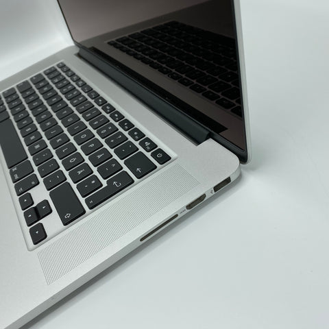 Begagnad - MacBook Pro (15", mitten 2012) Begagnad Dator Begagnad - MacBook Pro (15", mitten 2012)- Begagnad MacBook Pro