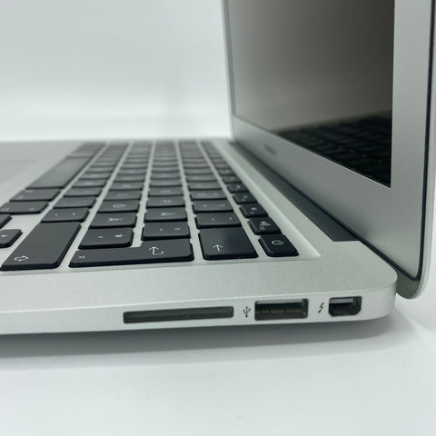 Begagnad MacBook Air (13 tum, mitten 2012) Begagnad Dator 
