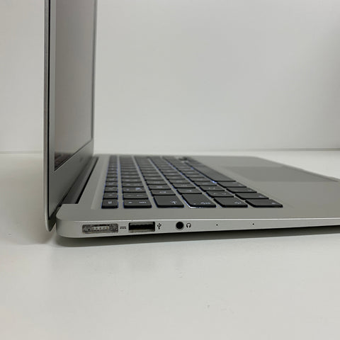 Begagnad - MacBook Air (13 tum, mitten 2013) Begagnad Dator 